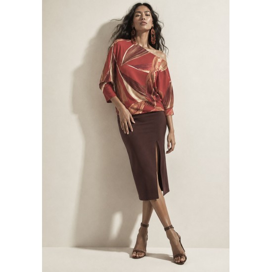 Blusa Assimétrica Malha Estampa Selva Bordô