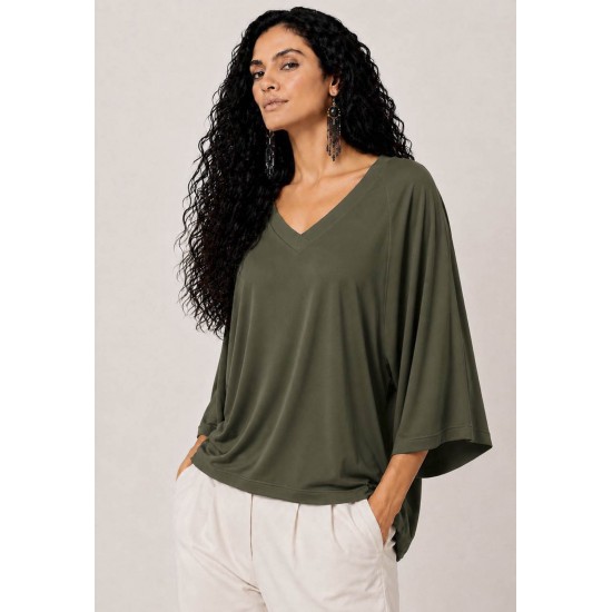Blusa Ampla Morcego Guyrá Manga 3/4 Malha Verde Musgo