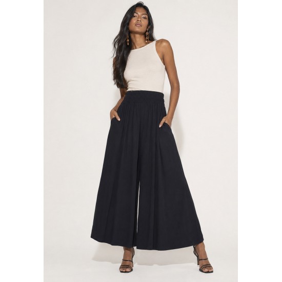 Calça Pantacourt Elastic Embaú Preta