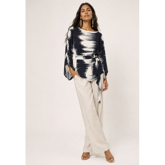 Blusa Viscose Poranga Asa da Noite Estampa Horizonte P&B