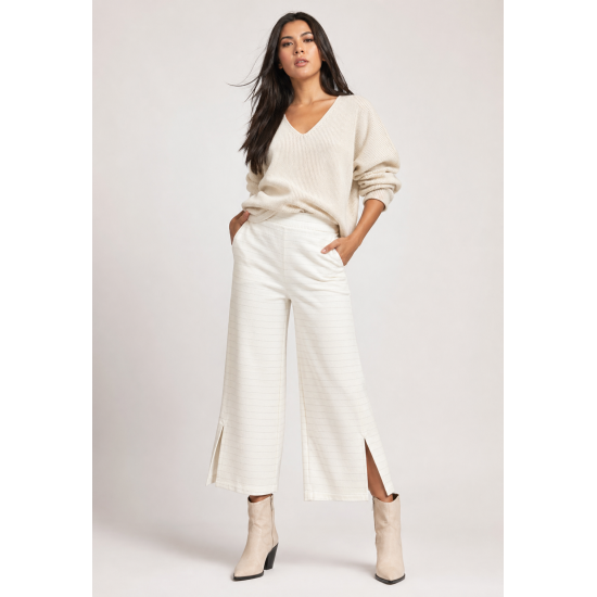 Calça Pantacourt Malha Encorpada Risca de Giz Off White