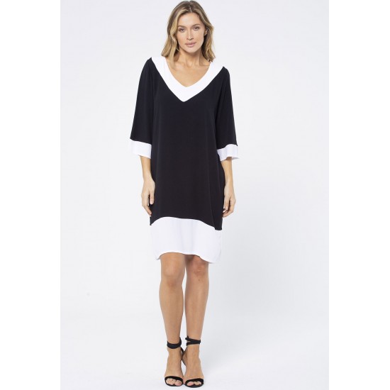 Vestido Curto Viscose Amplo Bicolor Preto e Branco