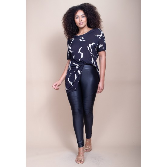 T-Shirt Ampla Fibra de Bambu Manga Curta Estampa Maria