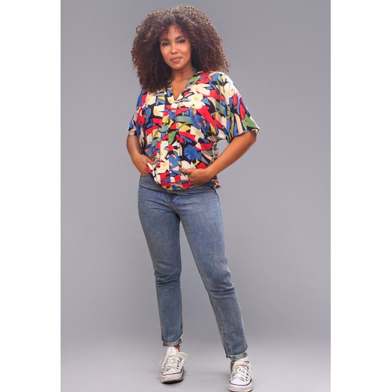 Blusa Gola V Manga Curta Estampa Floresce