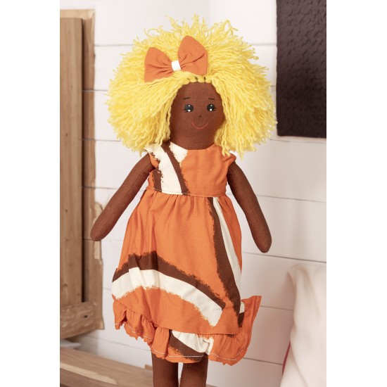 Boneca de Pano Manias Estampa Butiá Laranja 1 - Artesã Vera