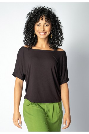 Blusa Básica Morcego Malha Gola Canoa Manga Curta Preto