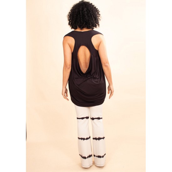 Blusa Ampla Marcelo Versátil Preto