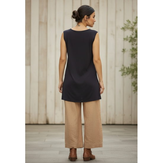 Blusa Regata Assimétrica Malha Preta