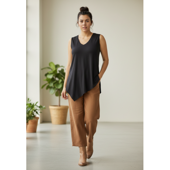 Blusa Regata Assimétrica Malha Preta