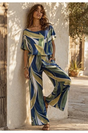 Blusa Básica Morcego Malha Gola Canoa Manga Curta Estampa Selva Azul