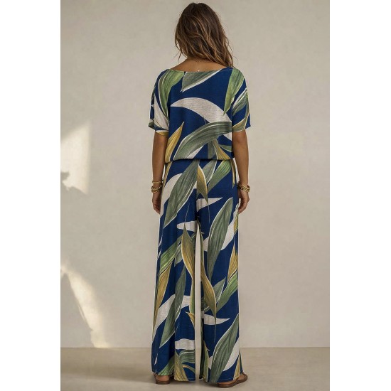 Blusa Básica Morcego Malha Gola Canoa Manga Curta Estampa Selva Azul