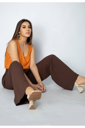 Calça Pantalona Viscose Reta Embuá Marrom