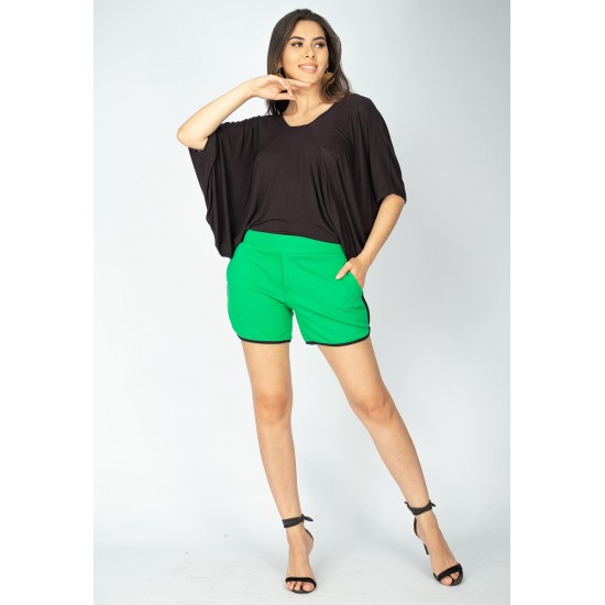 Short Recorte na Lateral Iguatemi Verde Light com Detalhe Preto