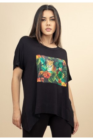 T-Shirt Ampla Malha Manga Curta Preta Onça Pintada 