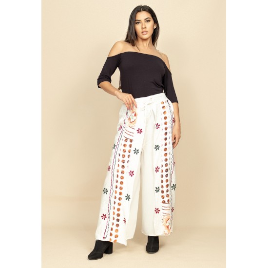 Calça Pantalona Reta com Aberturas Indy Colors Flowers Branco