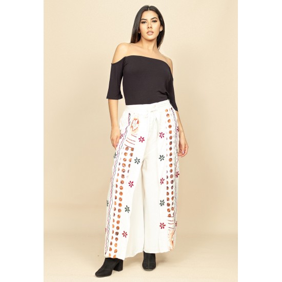 Calça Pantalona Reta com Aberturas Indy Colors Flowers Branco