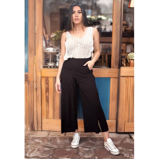 Calça Plana Pantacourt Preta