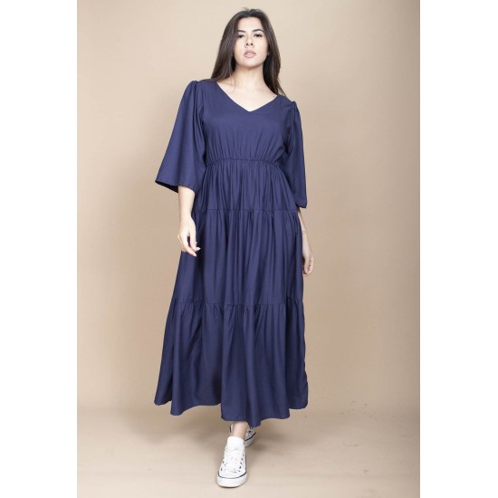 Vestido Longo Plano com Manga e Camadas Azul Marinho