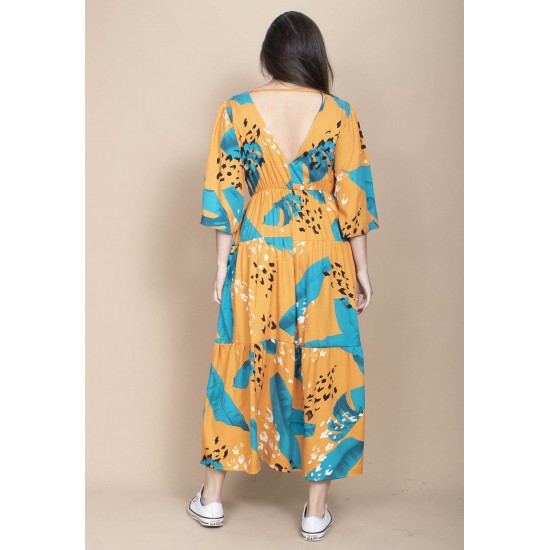 Vestido Longo Plano com Manga e Camadas Estampa Aurora Botânica