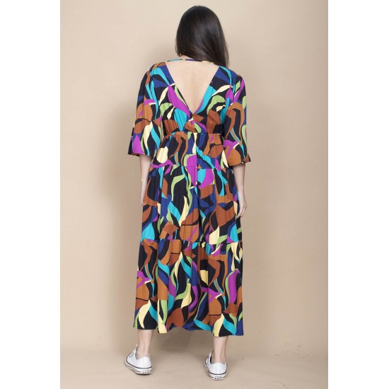 Vestido Longo Plano com Manga e Camadas Estampa Aurora Urbana