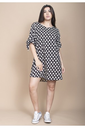 Vestido Curto Plano Estampa Encanto das Margaridas