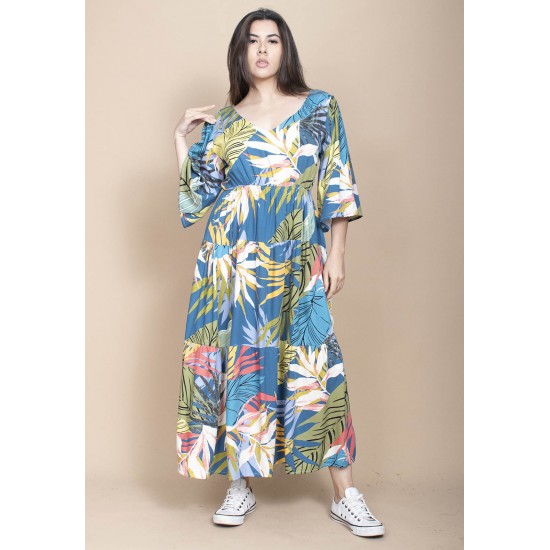 Vestido Longo Plano com Manga e Camadas Estampa Brisa Botãnica