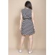 Vestido Plano Curto Estampa Encanto das Margaridas