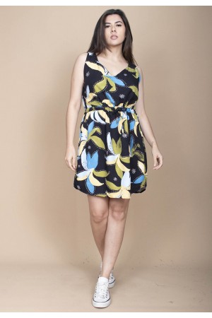 Vestido Plano Curto Estampa Jardim Noturno