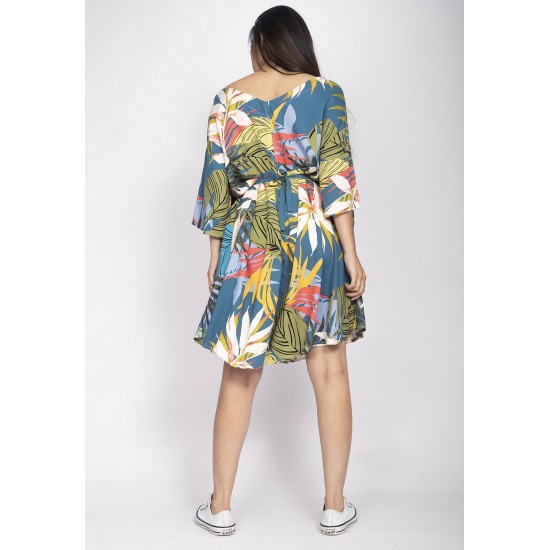 Vestido Curto Caaxixá Viscose com Cordão na Cintura Estampa Brisa Botânica
