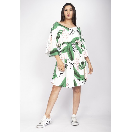 Vestido Curto Caaxixá Viscose com Cordão na Cintura Estampa Folhagem Poética