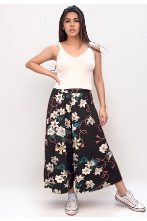 Calça Pantacourt Saia Malha Macaúba Estampa Preto Floral