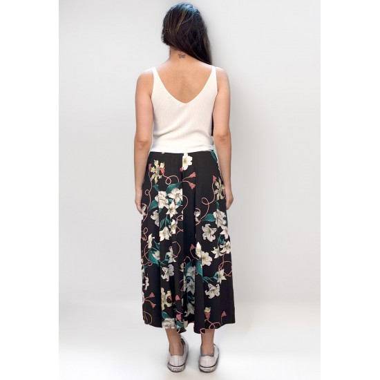 Calça Pantacourt Saia Malha Macaúba Estampa Preto Floral