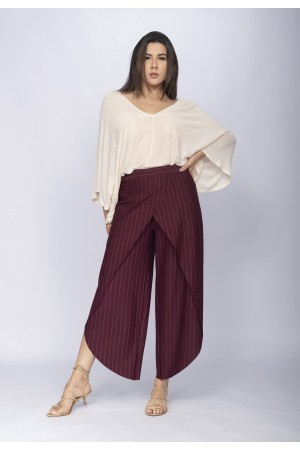 Calça Pantacourt Garatéa Transpassada Risca de Giz Vinho Açaí