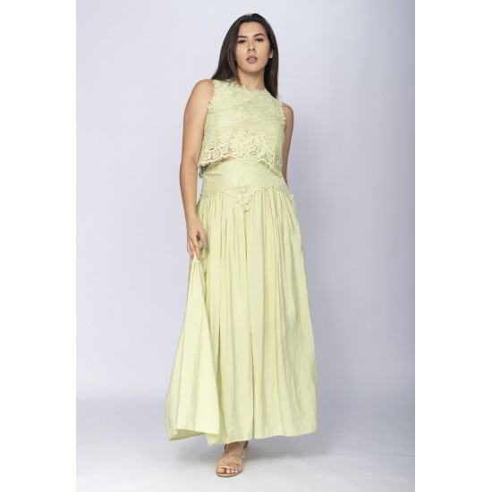 Conjunto de Saia e Croped Essência da Mata Renda Capim-Claro