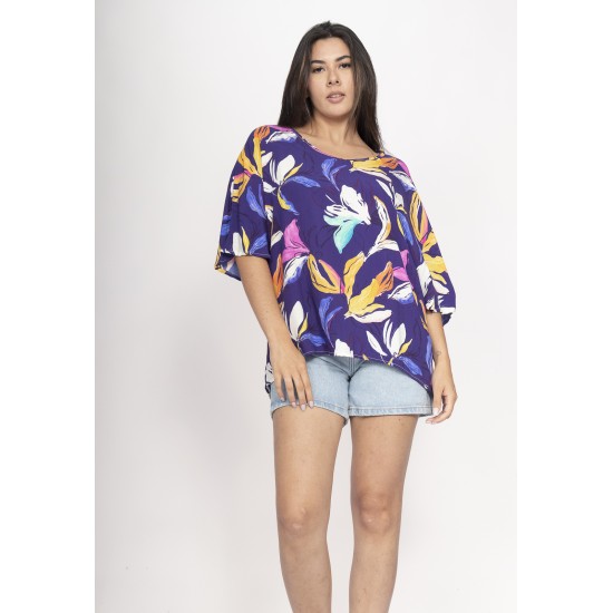 Blusa Morcego Ampla Tangará Estampa Pétalas ao Vento