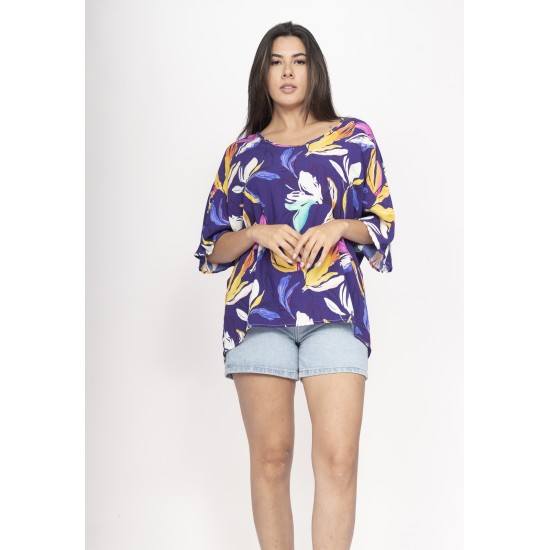 Blusa Morcego Ampla Tangará Estampa Pétalas ao Vento