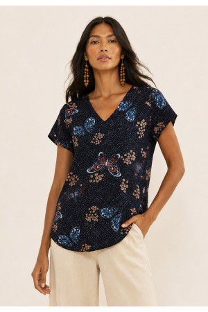 Blusa Malha Gola V Manga Curta Estampa Asas do Entardecer