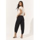 Calça Pantacourt Malha com Bolso Solto Preta