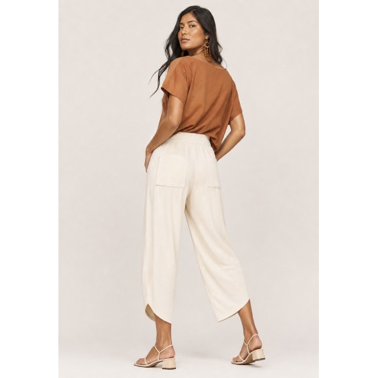 Calça Pantacourt Malha com Bolso Solto Marfim