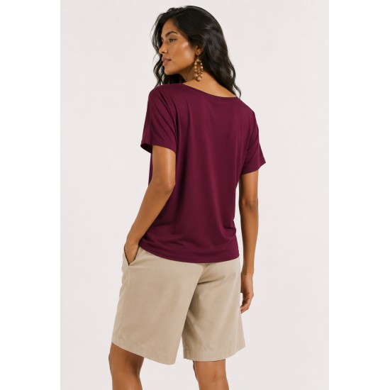 Blusa Básica Morcego Malha Gola Canoa Manga Curta Bordô