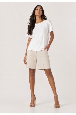 Blusa Básica Morcego Malha Gola Canoa Manga Curta Off White