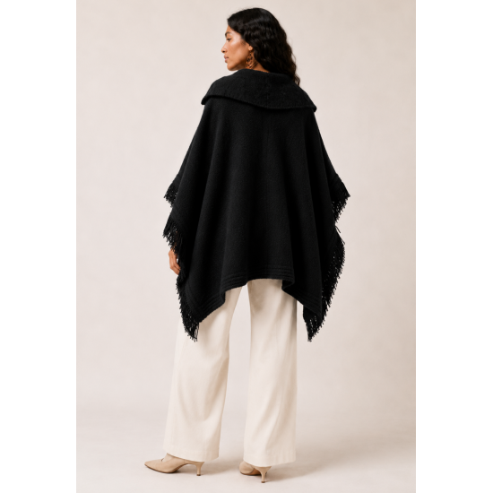 Poncho de Tricô de Frio Feminino Eclipse Amazônico Preto Inverno