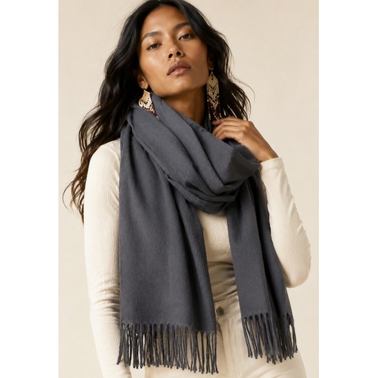 Echarpe Feminina Cinza com Franjas para Frio e Inverno