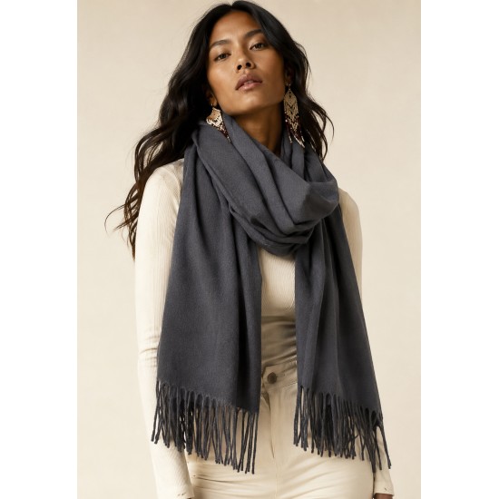 Echarpe Feminina Cinza com Franjas para Frio e Inverno