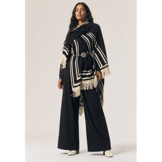 Poncho Tricot Raiz Natural Preto com Franjas