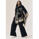 Poncho Tricot Raiz Natural Preto com Franjas