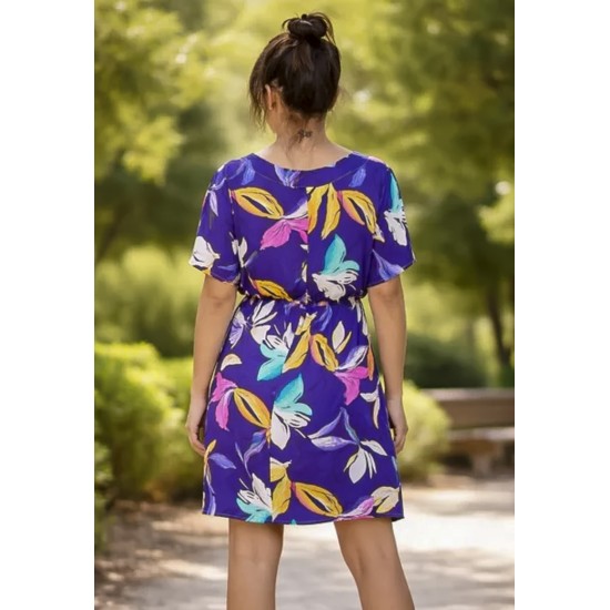 Vestido Curto Viscose Rodado Estampa Pétalas ao Vento