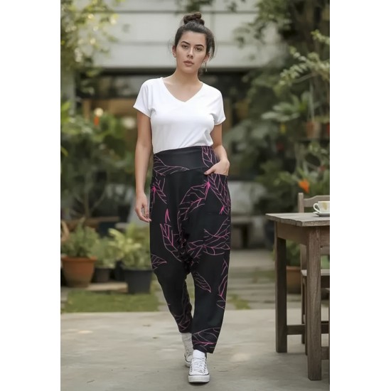 Calça Saruel Malha com Bolso na Frente Estampa Antúrios Lilás
