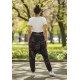 Calça Saruel Malha com Bolso na Frente Estampa Antúrios Lilás
