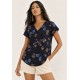 Blusa Viscose Gola V Manga Curta Estampa Asas do Entardecer